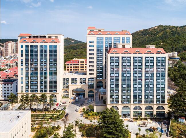 通辽大学医学教育综合楼.jpg